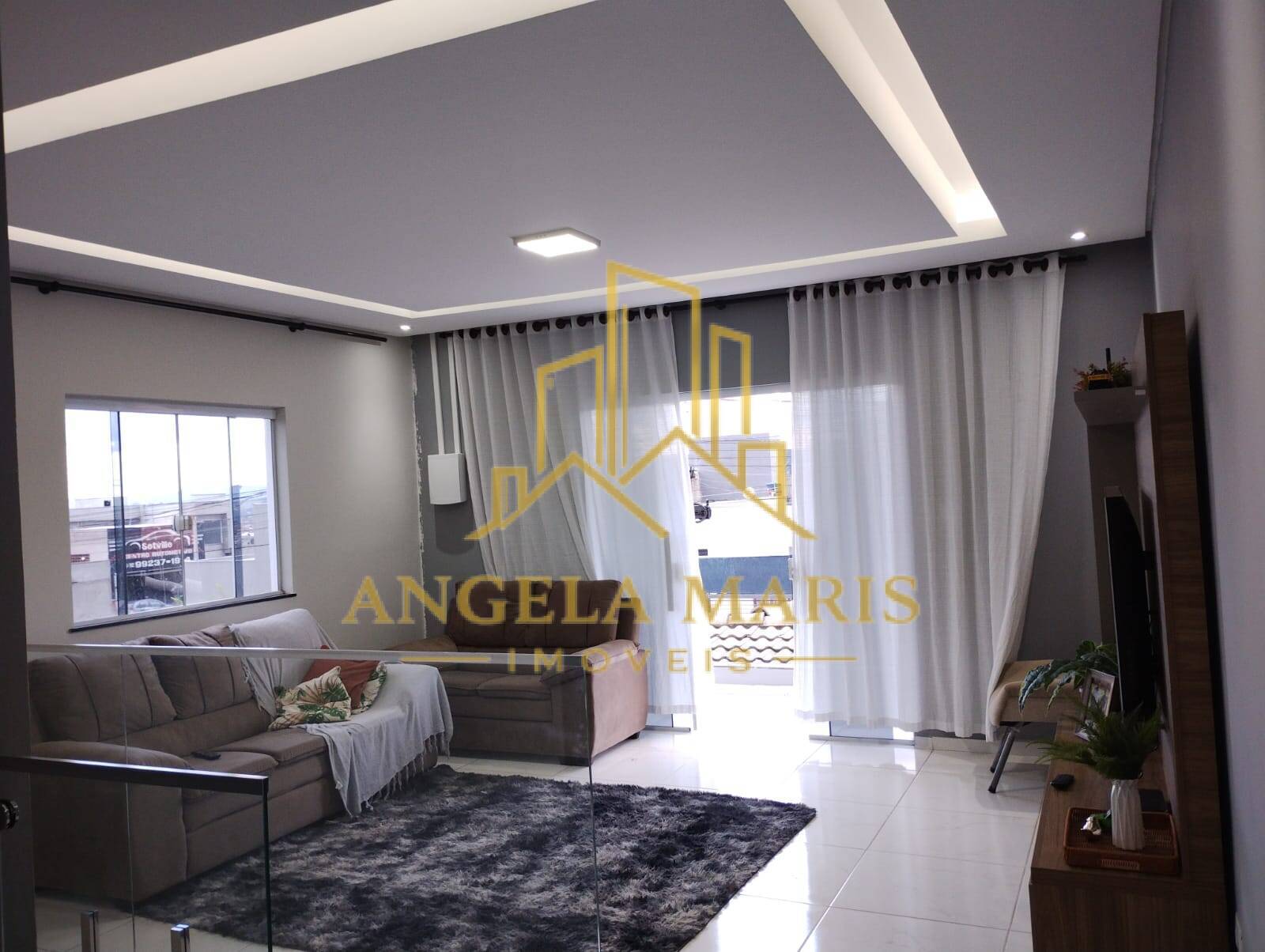 Casa, 3 quartos, 275 m² - Foto 1
