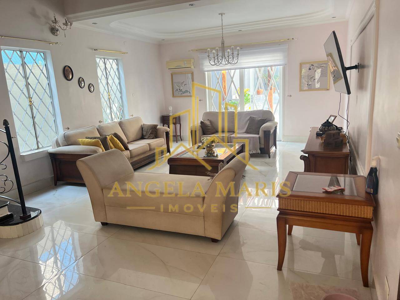 Casa, 4 quartos, 296 m² - Foto 2
