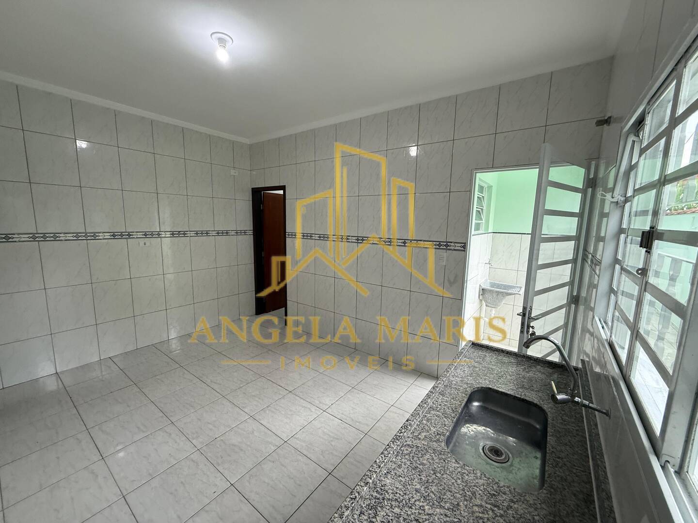 Casa, 3 quartos, 81 m² - Foto 4