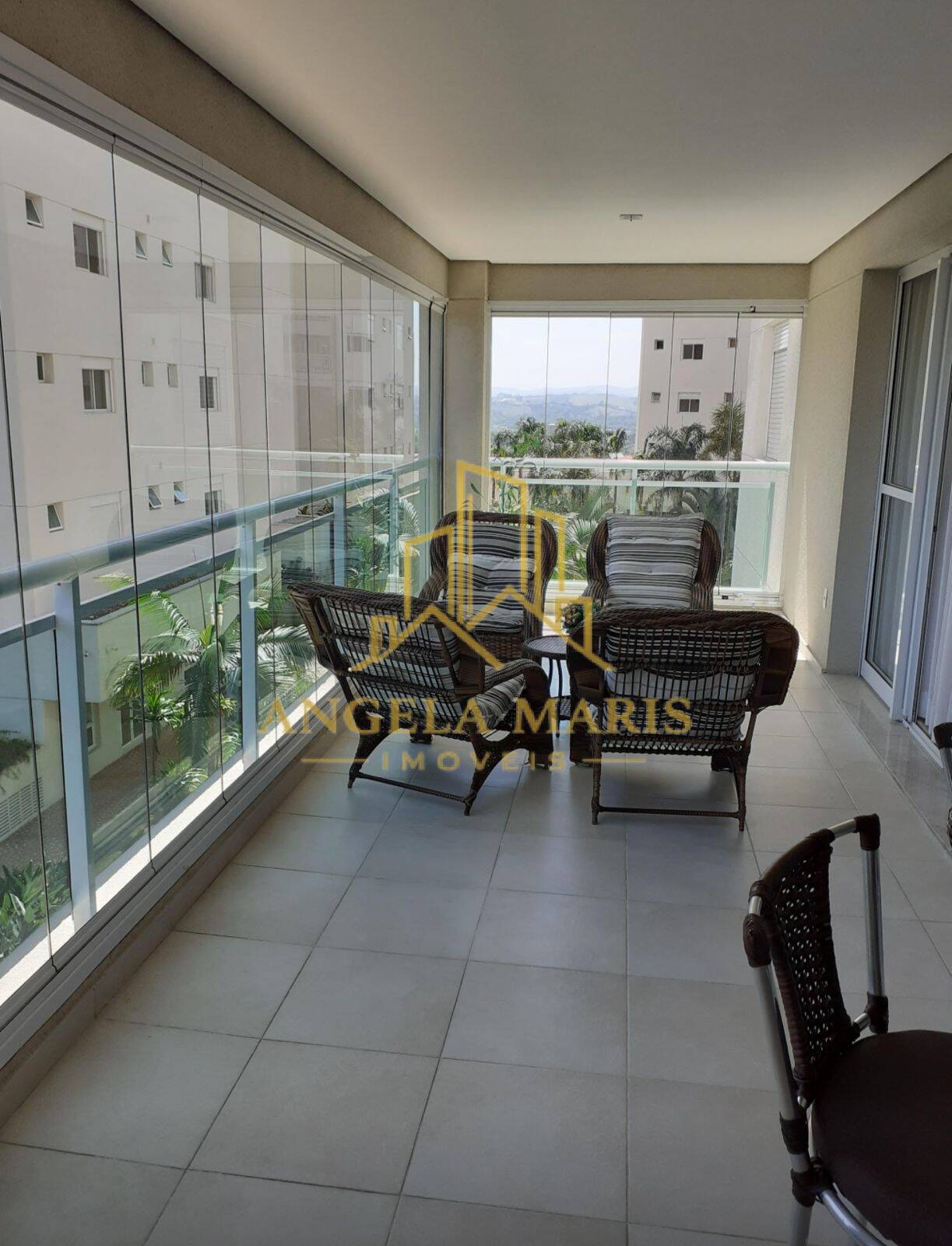 Apartamento, 3 quartos, 190 m² - Foto 1