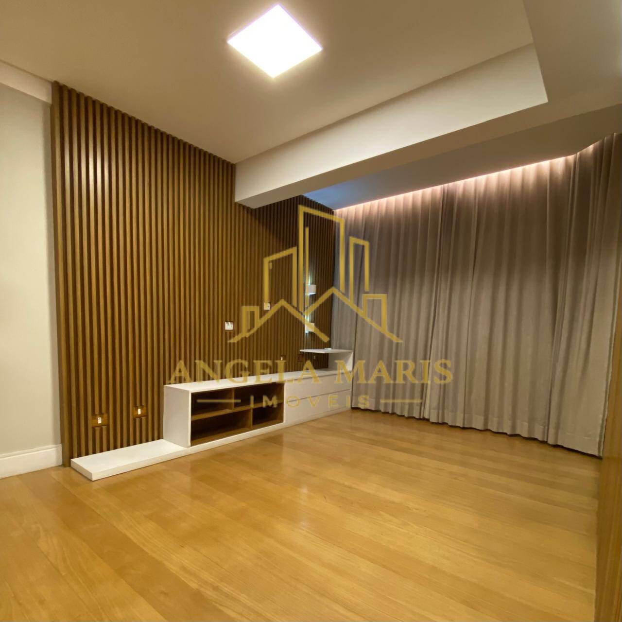 Apartamento, 3 quartos, 182 m² - Foto 1
