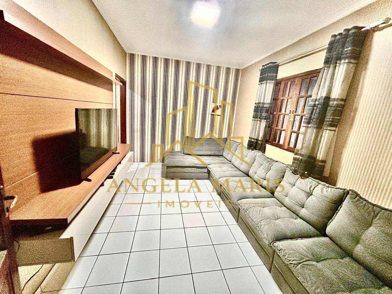 Casa, 3 quartos, 134 m² - Foto 1