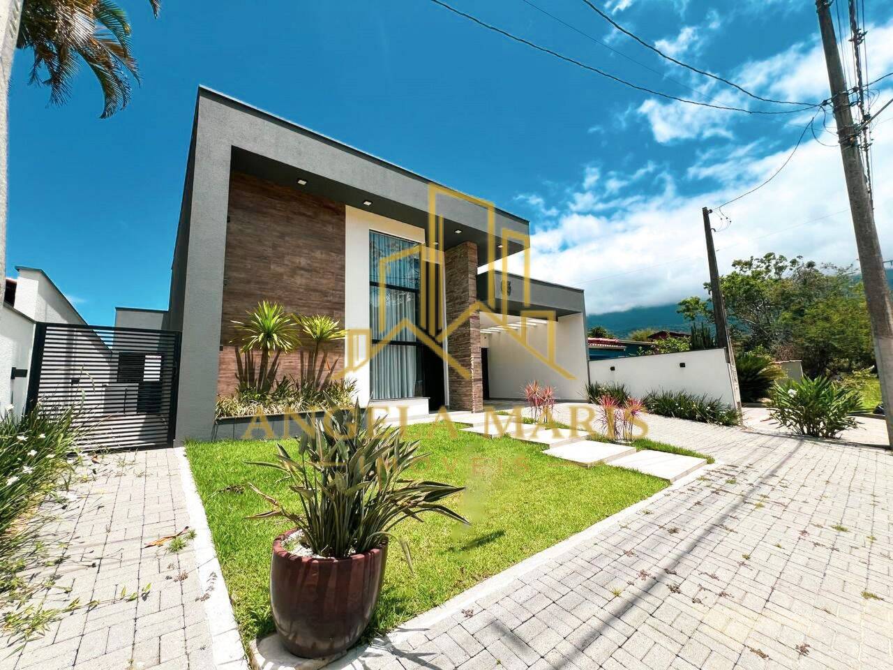Casa de Condomínio, 4 quartos - Foto 1