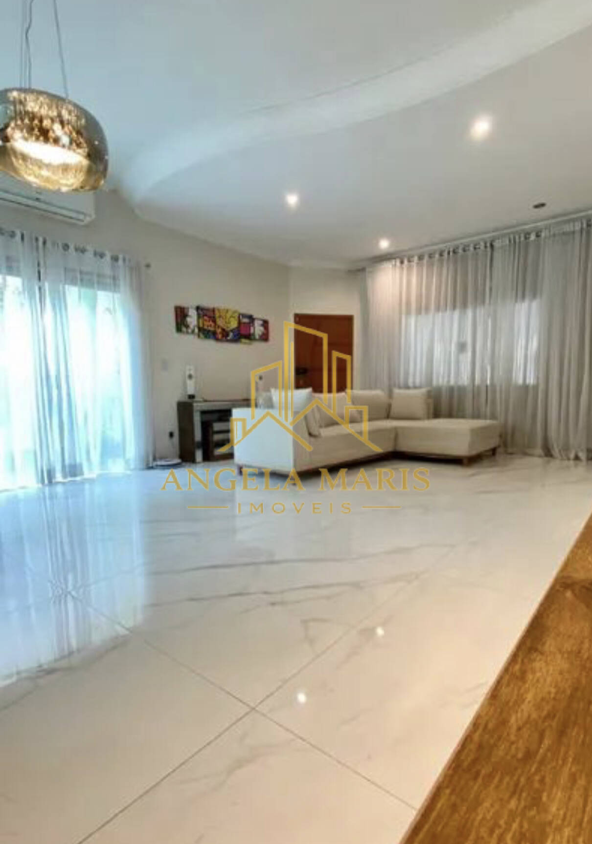 Casa, 3 quartos, 200 m² - Foto 1
