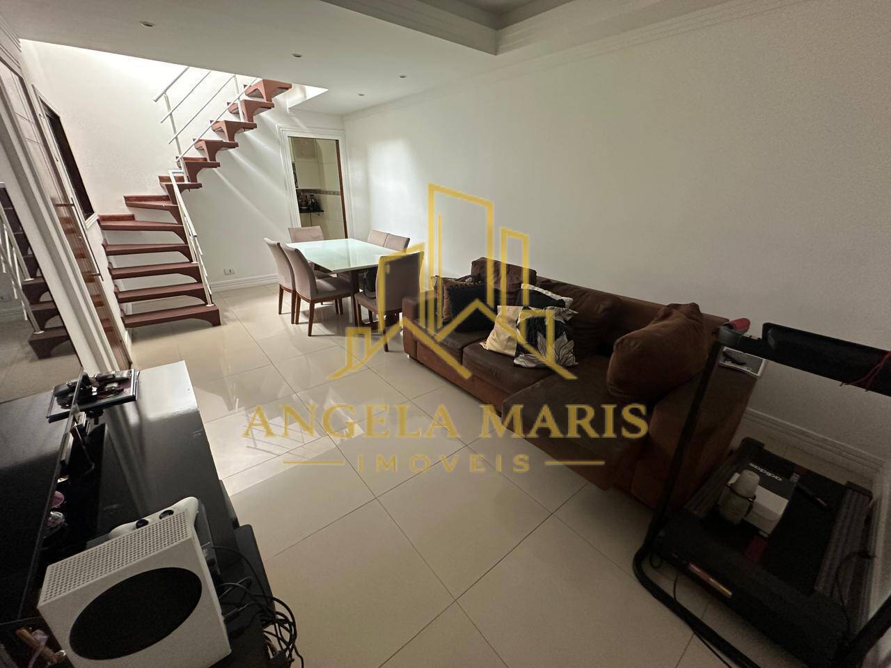 Sobrado, 3 quartos, 280 m² - Foto 1
