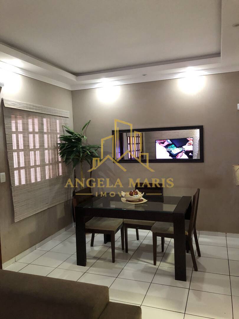 Casa, 3 quartos, 128 m² - Foto 1
