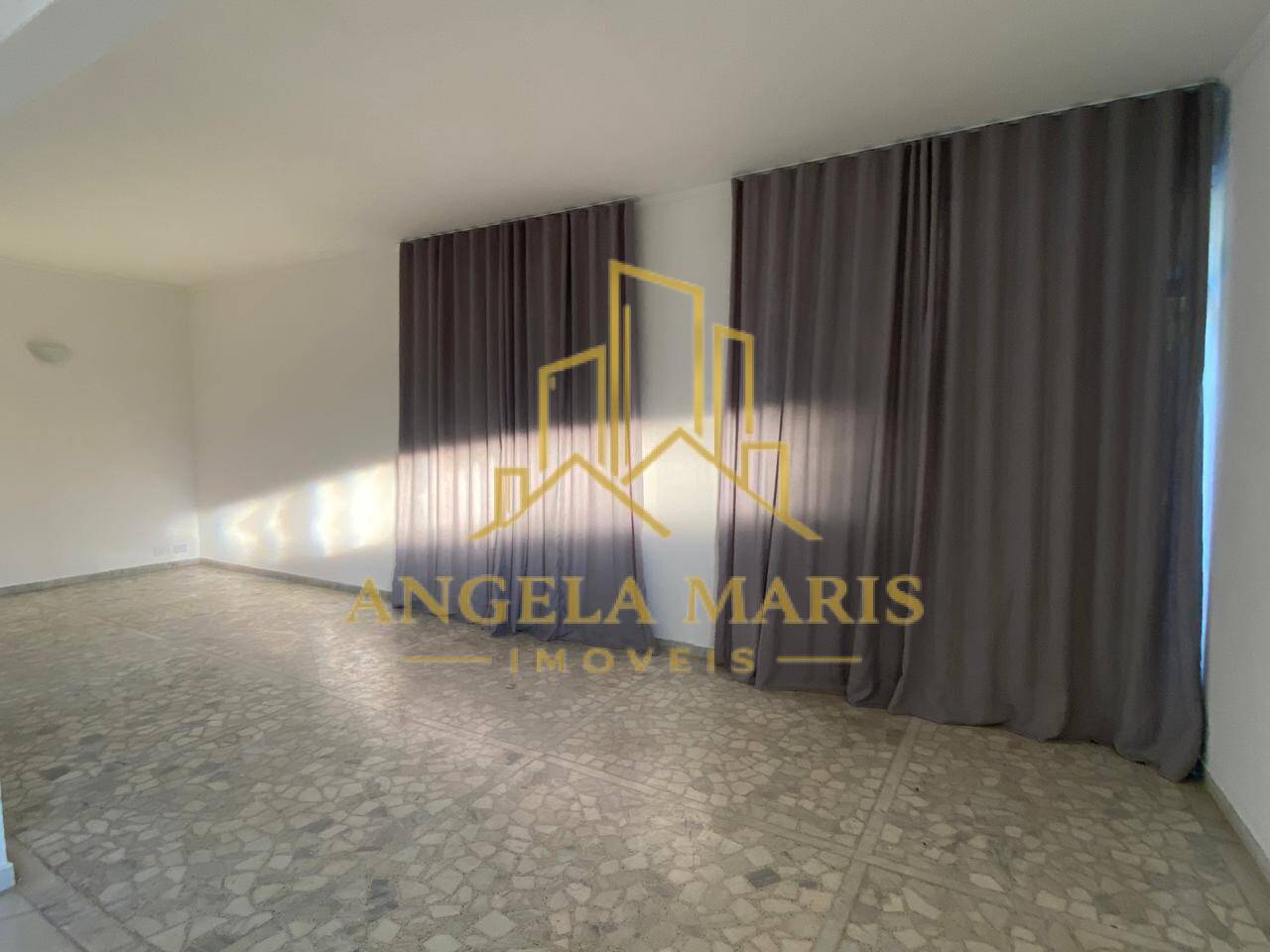 Casa, 3 quartos, 210 m² - Foto 4