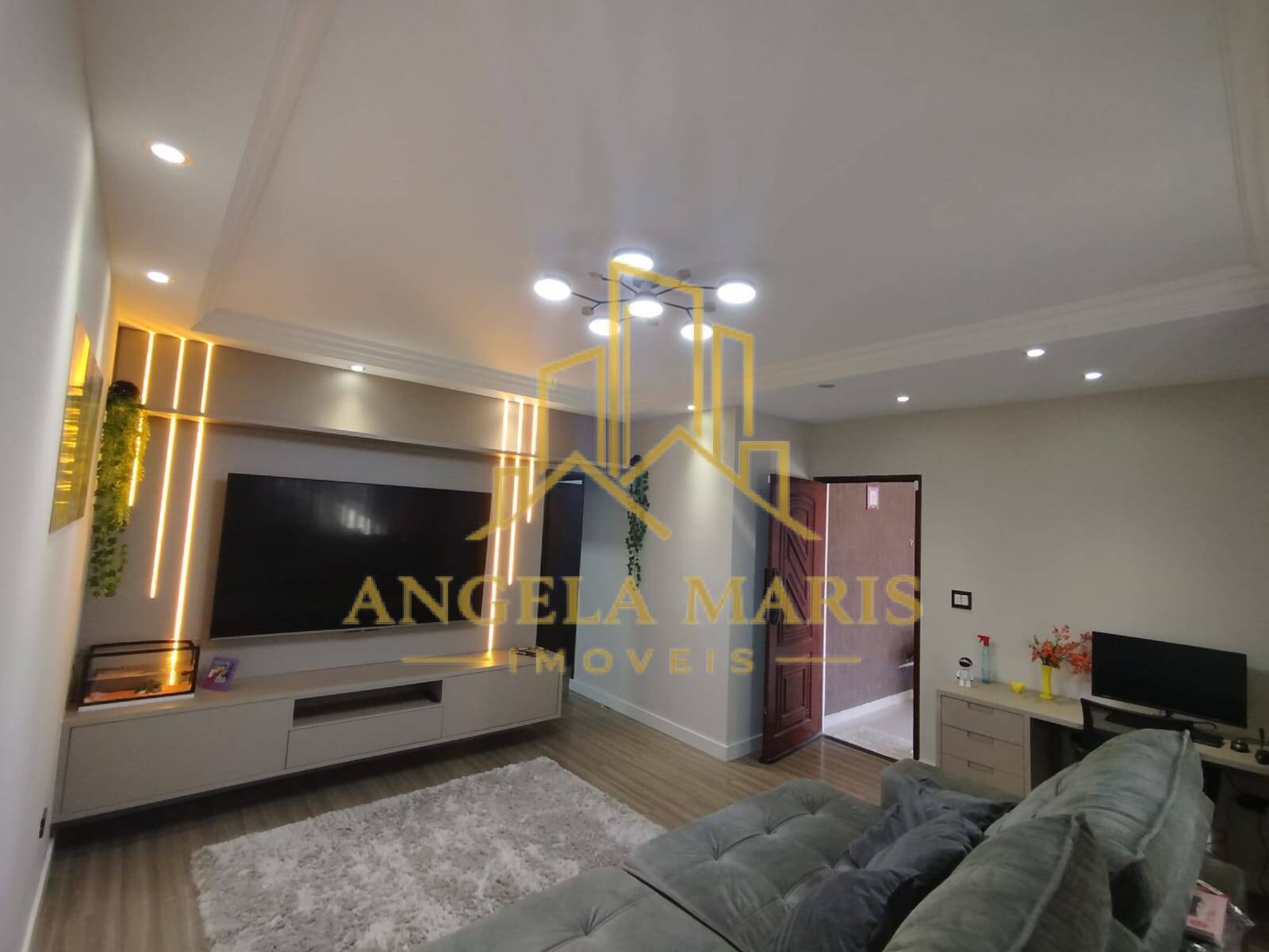 Casa, 3 quartos, 200 m² - Foto 1