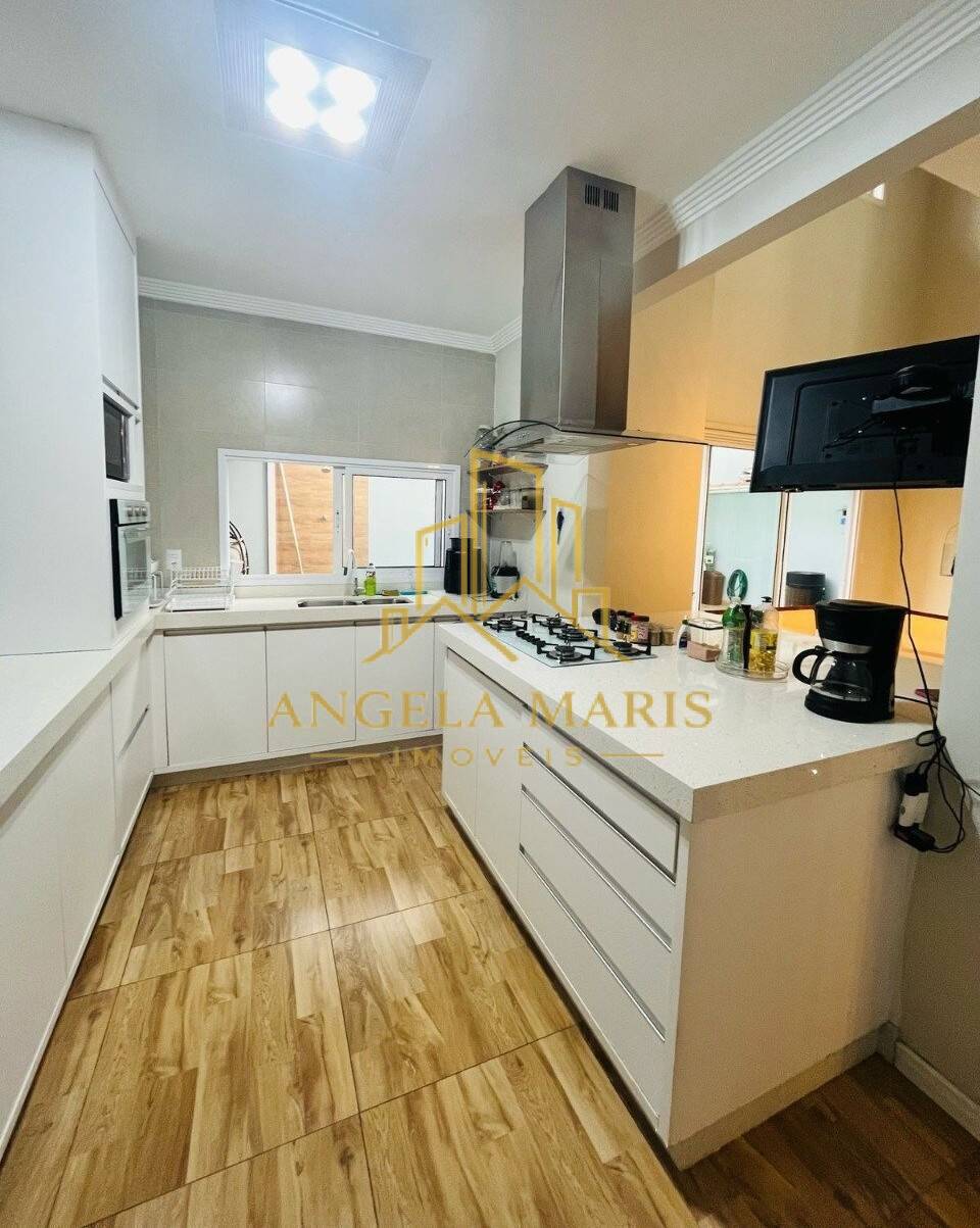Casa, 4 quartos, 245 m² - Foto 14