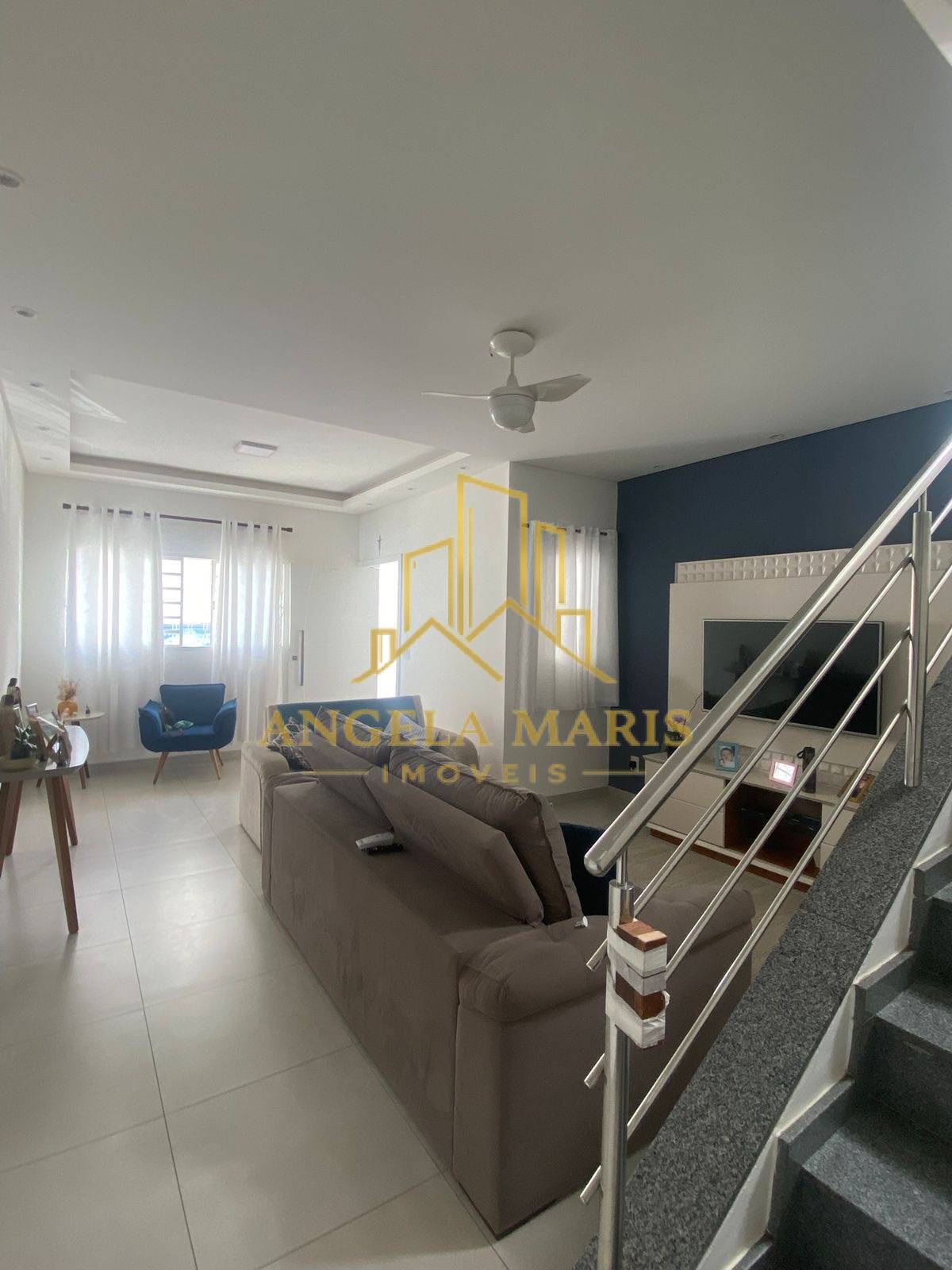 Casa, 3 quartos, 110 m² - Foto 1