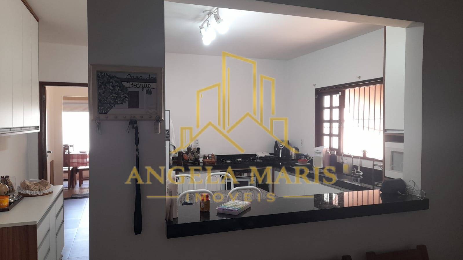 Casa, 3 quartos, 228 m² - Foto 31