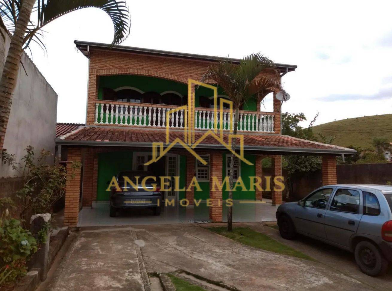 Casa, 5 quartos, 190 m² - Foto 1