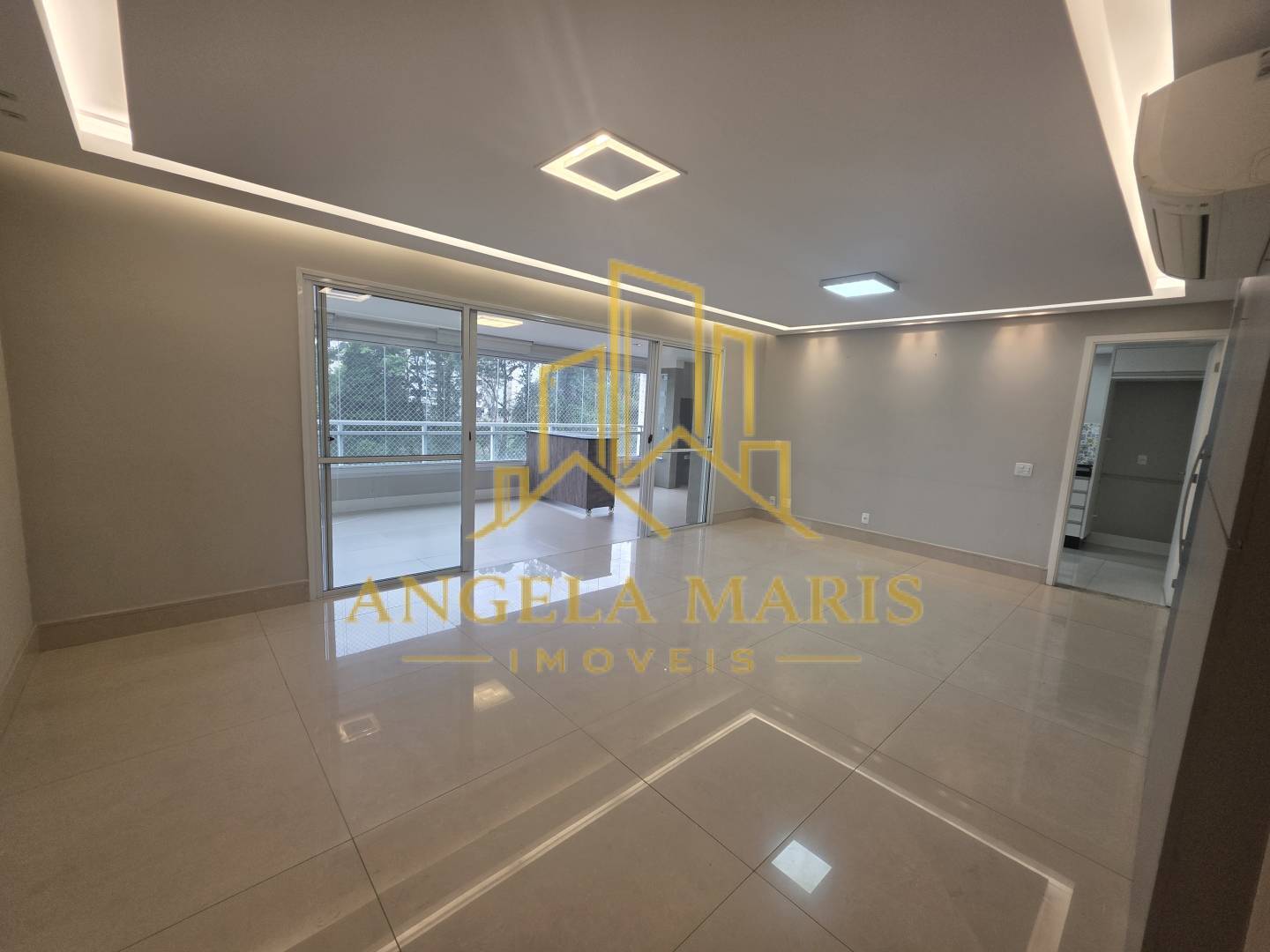 Apartamento, 3 quartos, 182 m² - Foto 1
