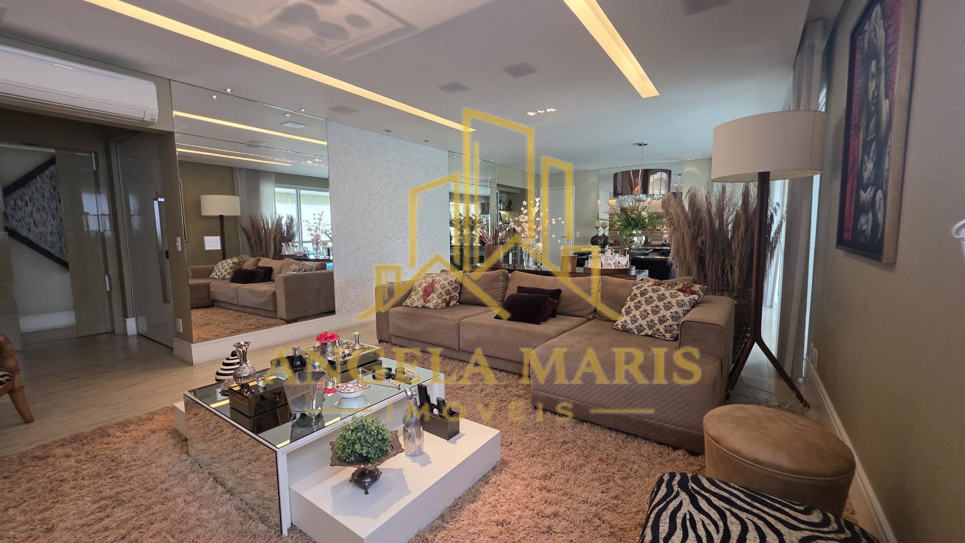 Apartamento, 4 quartos, 233 m² - Foto 2