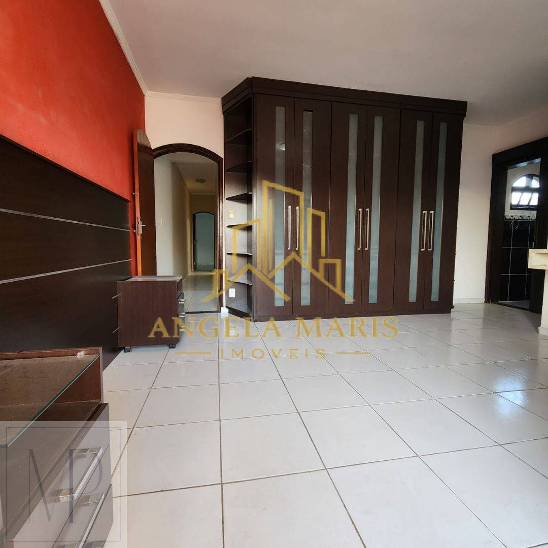 Casa, 3 quartos, 220 m² - Foto 14