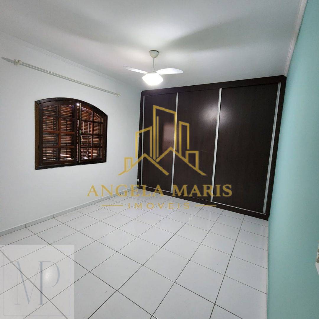 Casa, 3 quartos, 220 m² - Foto 16