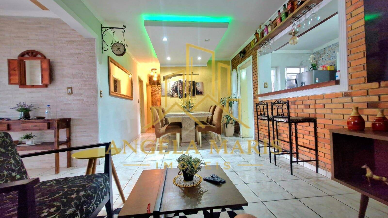 Casa, 3 quartos, 157 m² - Foto 1