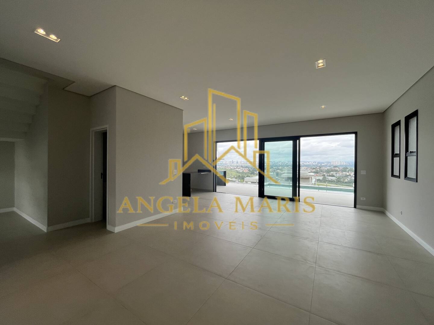 Casa, 4 quartos, 270 m² - Foto 2