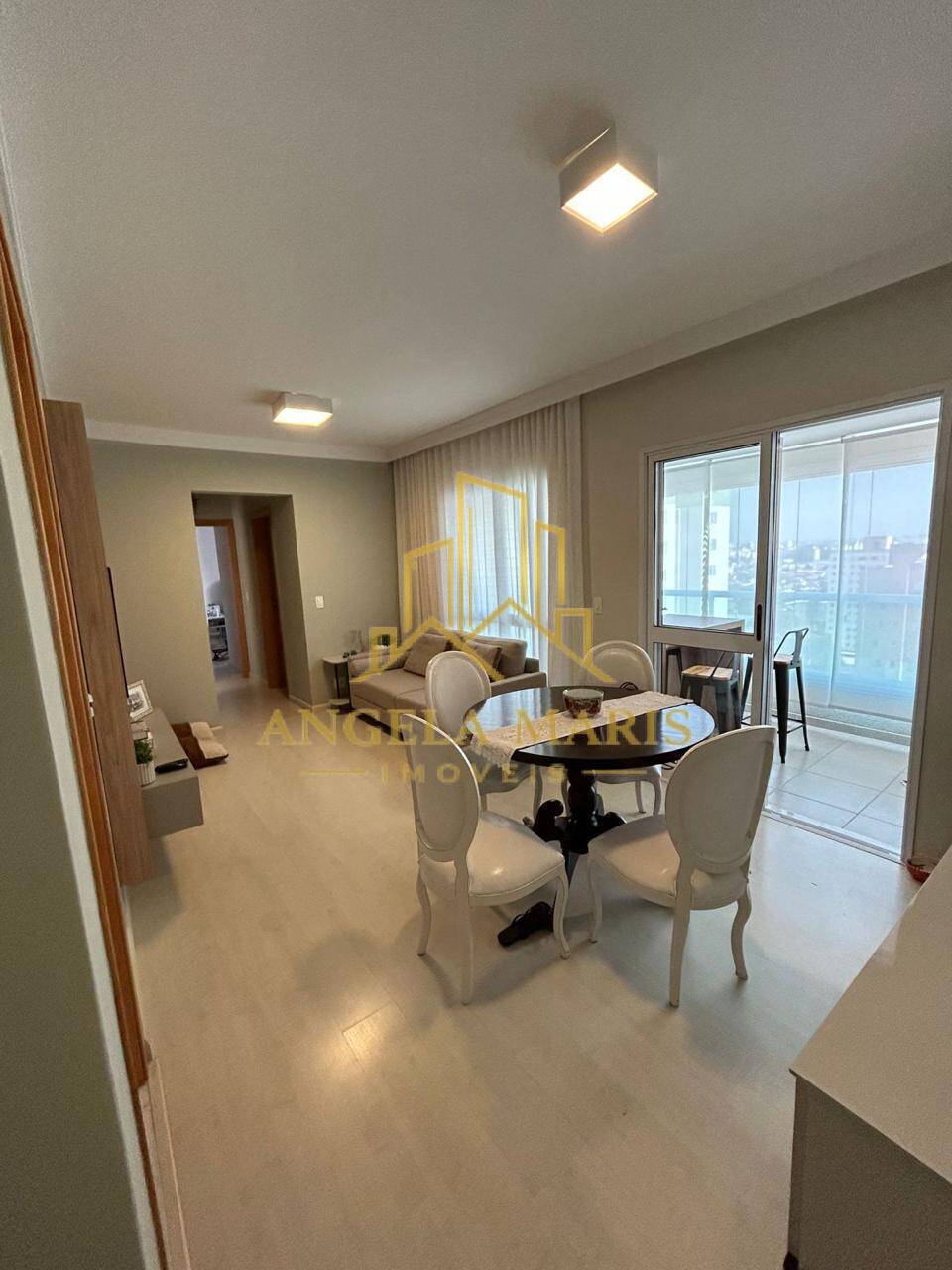 Apartamento, 2 quartos, 77 m² - Foto 2