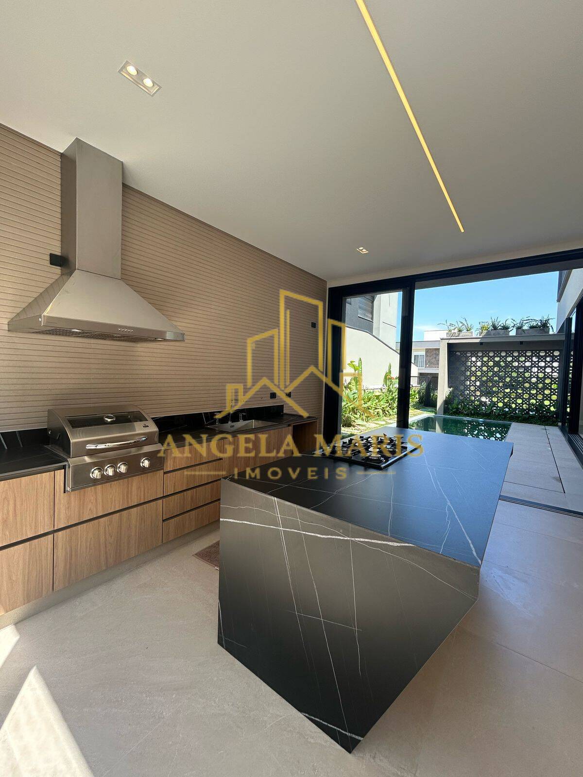 Casa, 4 quartos, 390 m² - Foto 2