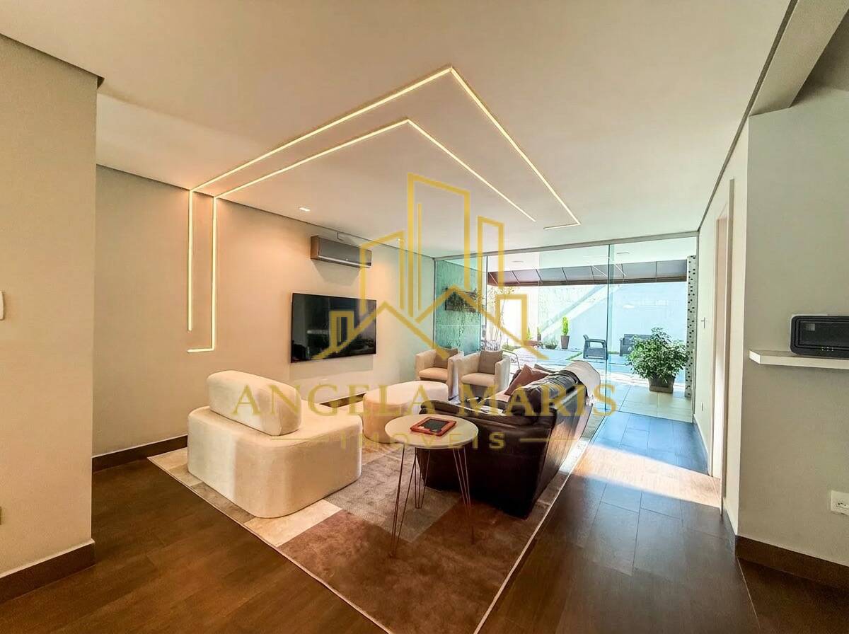 Casa, 3 quartos, 200 m² - Foto 1