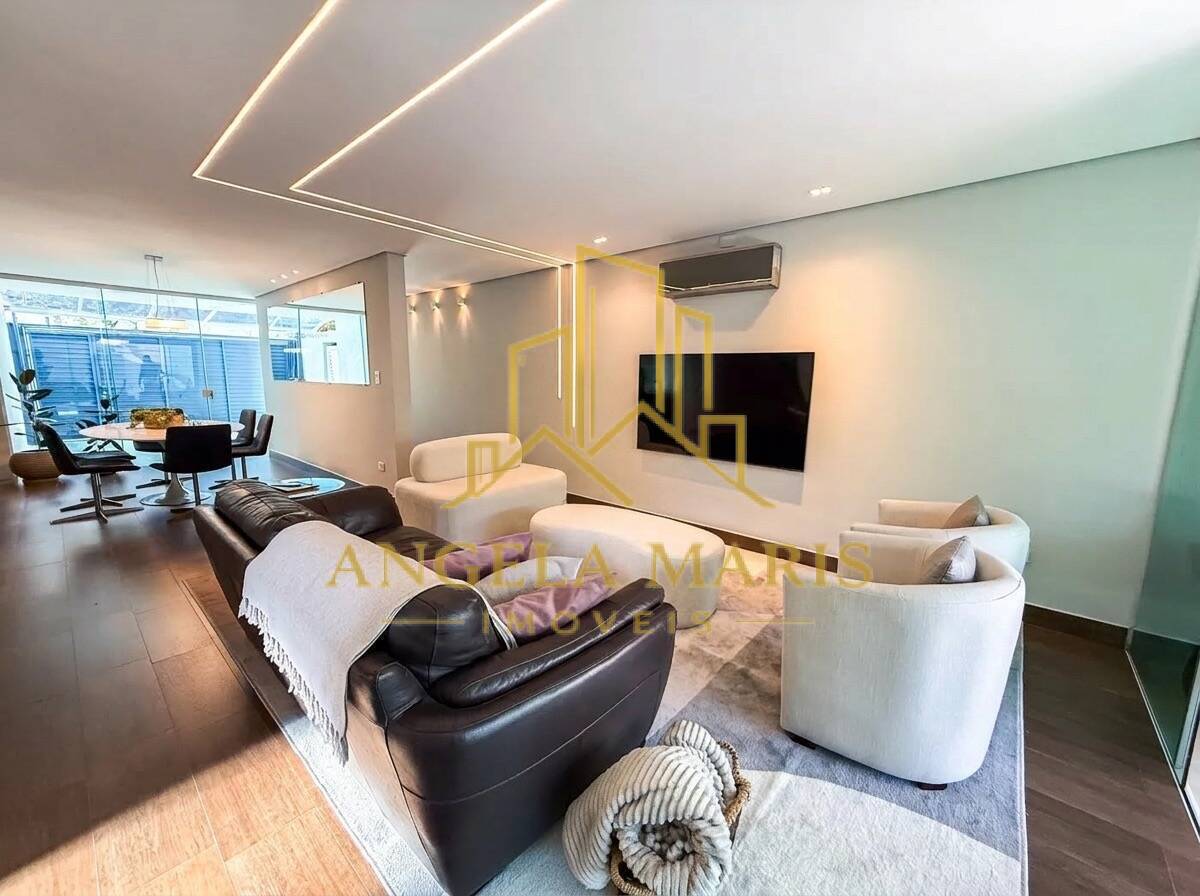 Casa, 3 quartos, 200 m² - Foto 2