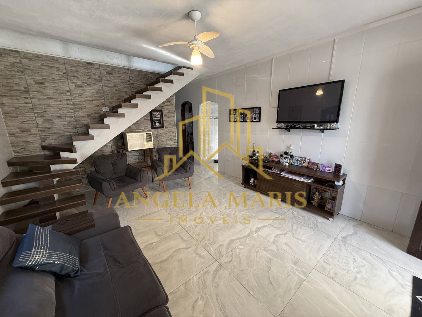Casa, 5 quartos, 296 m² - Foto 1
