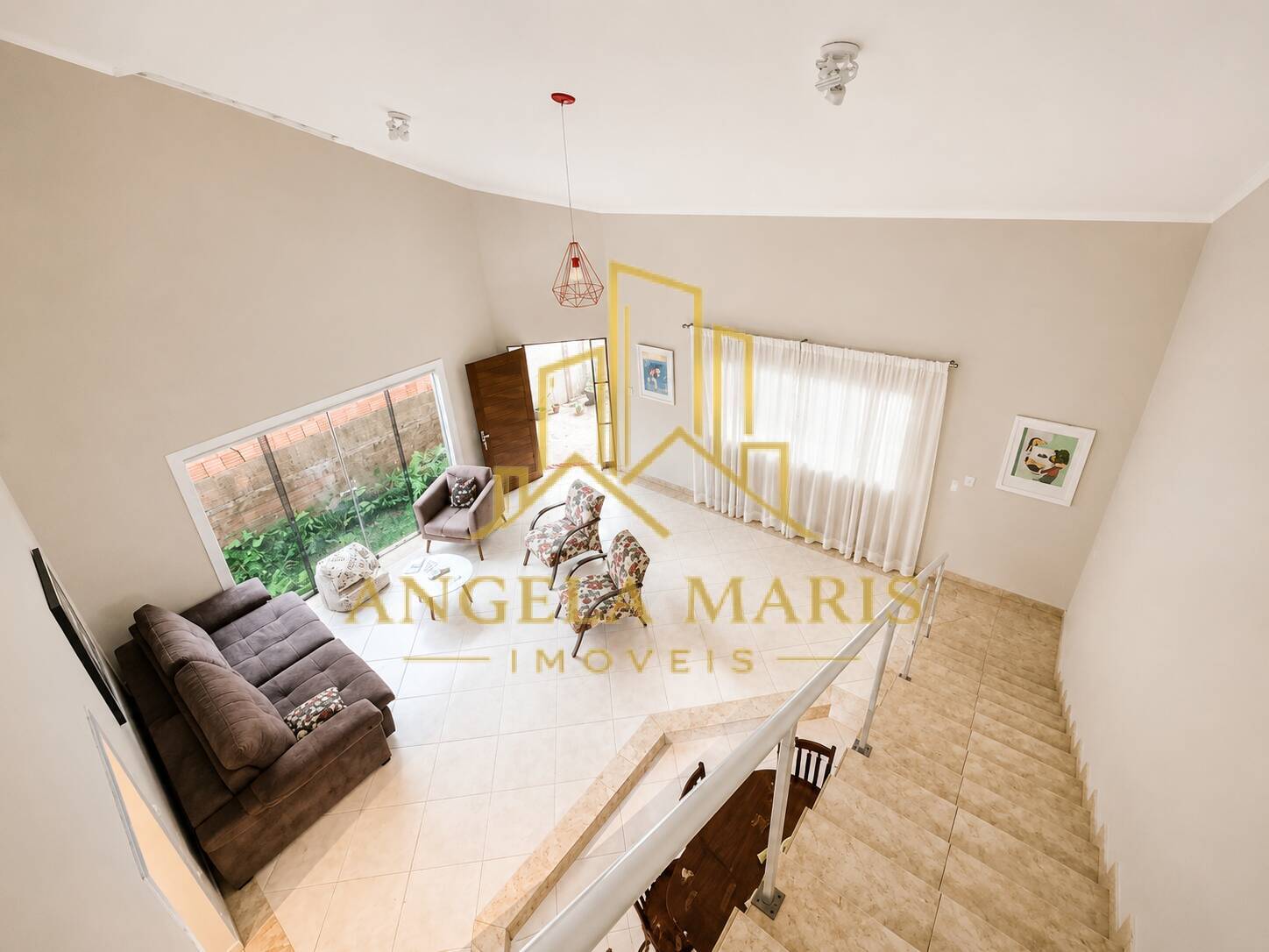 Casa, 5 quartos, 215 m² - Foto 2