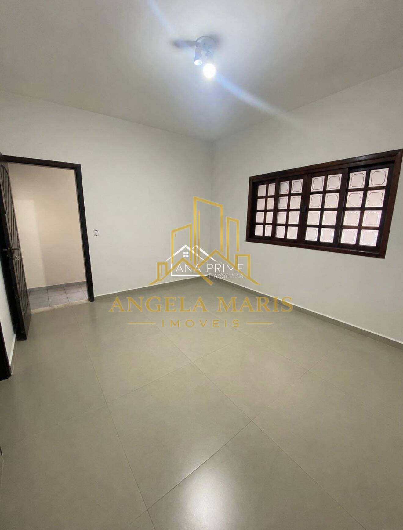 Casa, 2 quartos, 70 m² - Foto 1