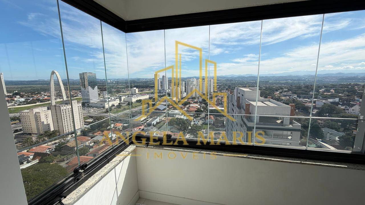 Apartamento, 3 quartos, 120 m² - Foto 1