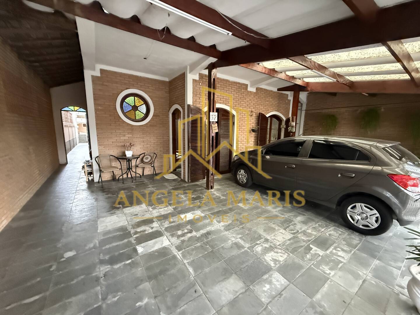 Casa, 4 quartos, 245 m² - Foto 1