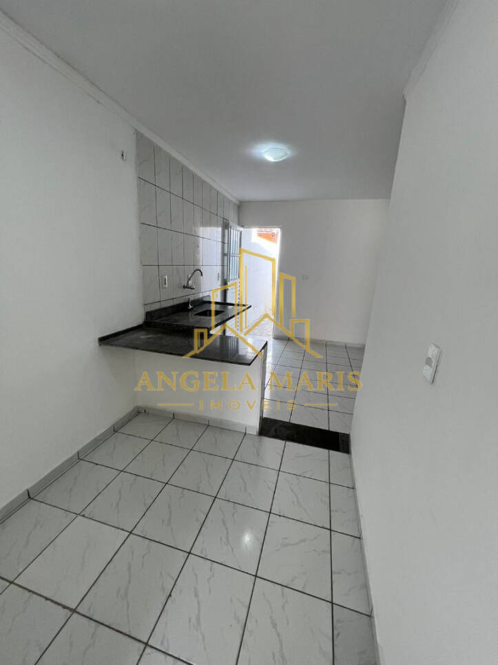 Casa, 3 quartos, 81 m² - Foto 3