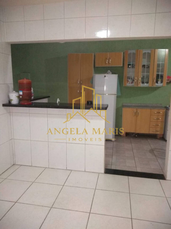 Casa, 3 quartos, 245 m² - Foto 3